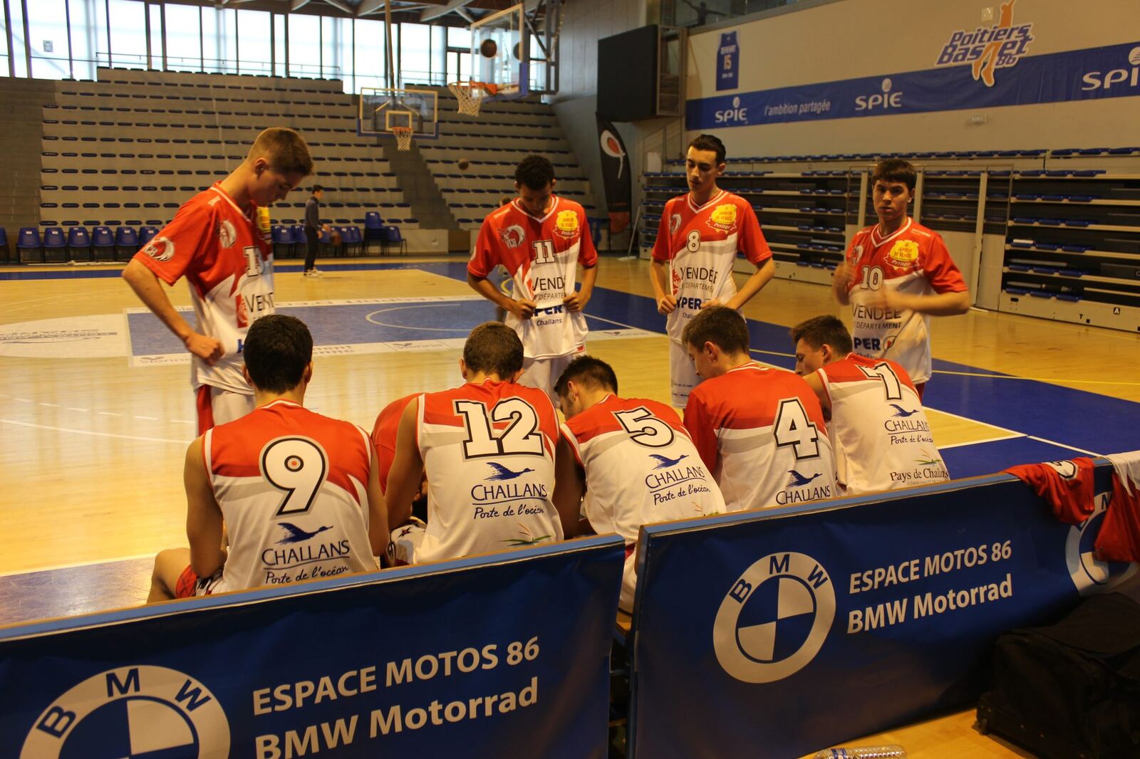 Les équipes U15M et U18M de Challans s'imposent à Poitiers !