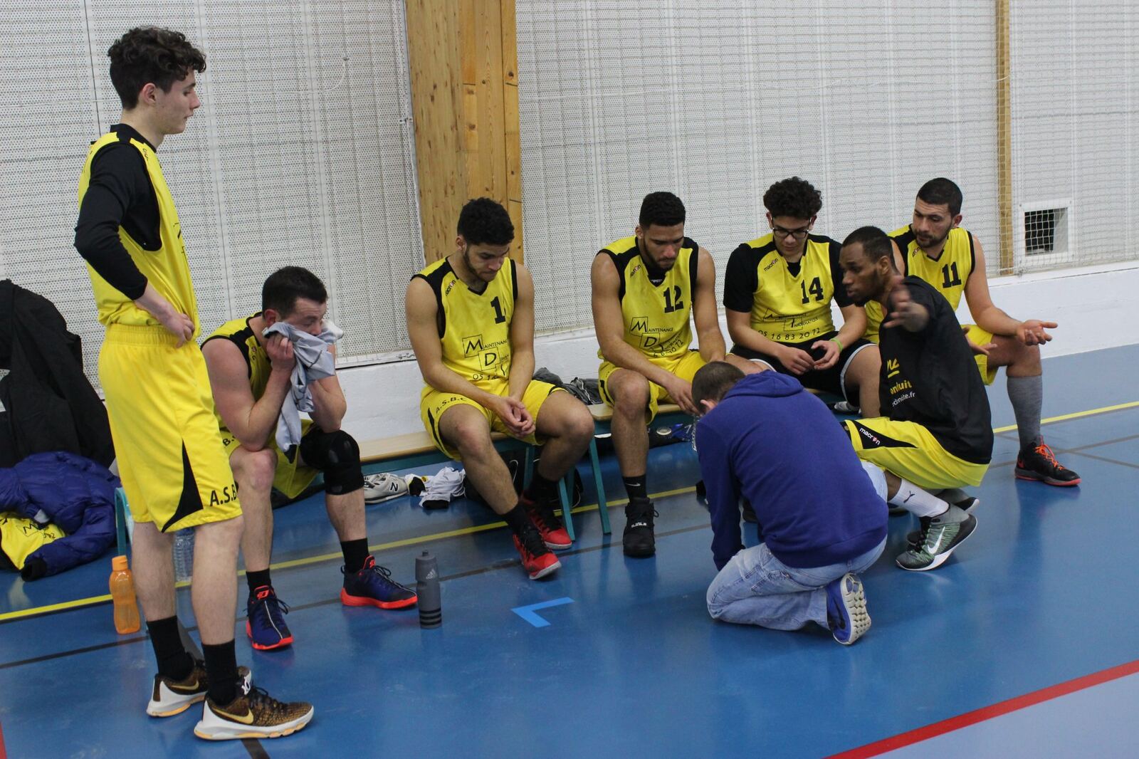 Châtellerault s'impose et reste leader ! (Régionale 3 Seniors Masculin)