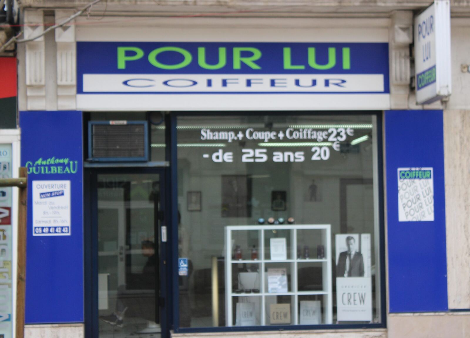 "Coiffeur Pour Lui"