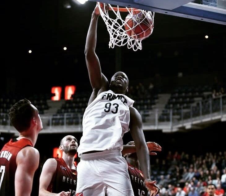 Moustapha Fall met ses premiers points en bleus !