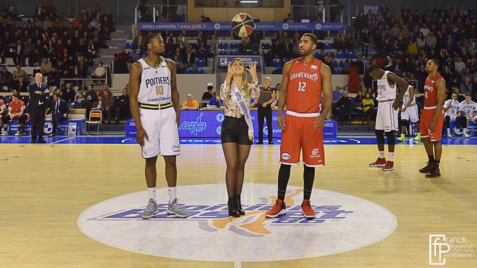 Ophélie Forgit (Miss Poitou-Charentes 2017) : "Ma venue lors du match du PB86 a...."
