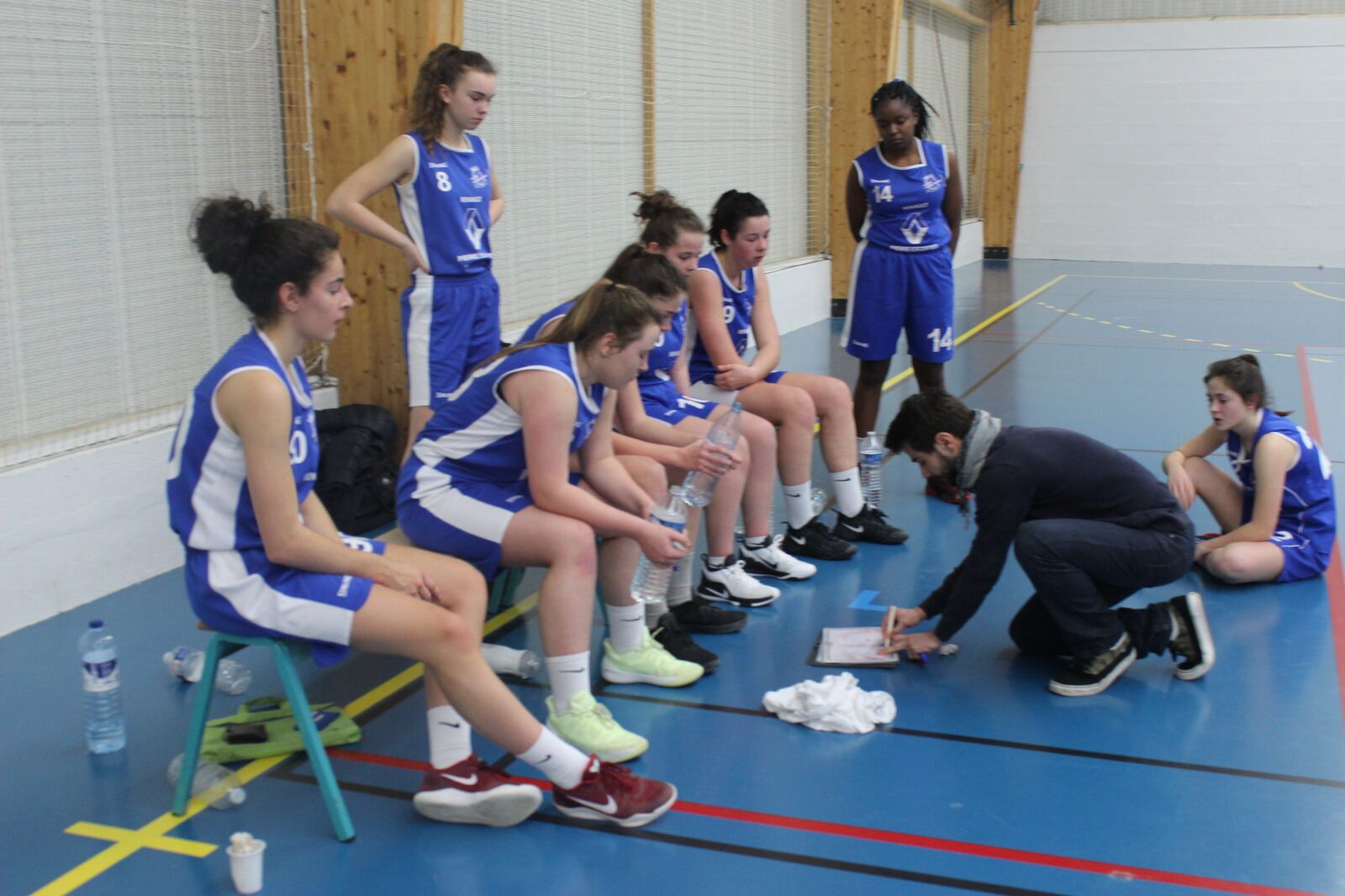 Belle opération pour les U17F de Vouneuil à l'extérieur !
