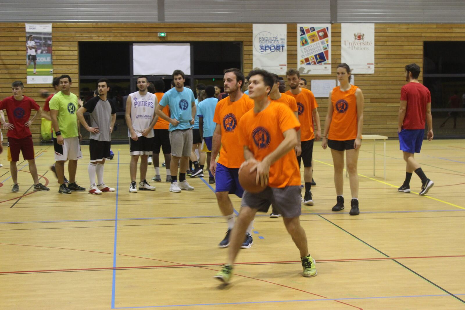 Album photos : Nuit du basket à la fac de Poitiers !