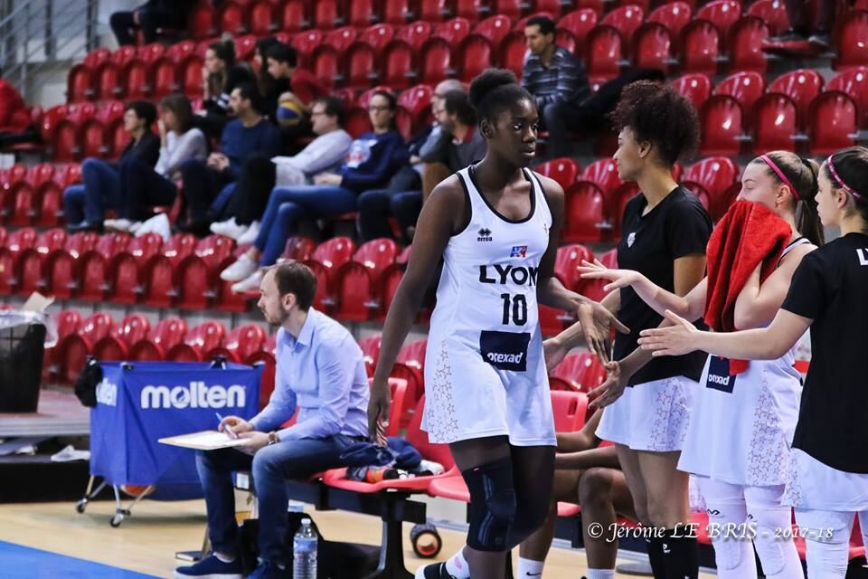 Haby Niang : "Mon objectif serait de m’imposer comme l’une des meilleures poste 5...."