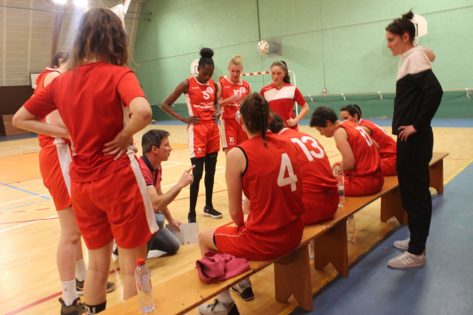 Chauray s'impose à Vouneuil Pouzioux et reste leader ! (16ème journée - Pré nationale féminine)