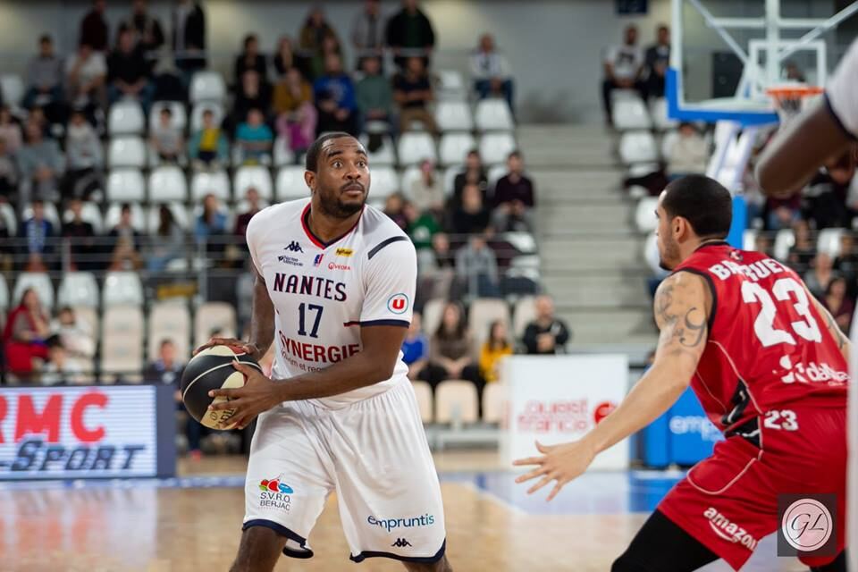 Garry Chathuant : "Je retrouve une nouvelle jeunesse à Nantes et j'ai encore les jambes...!"