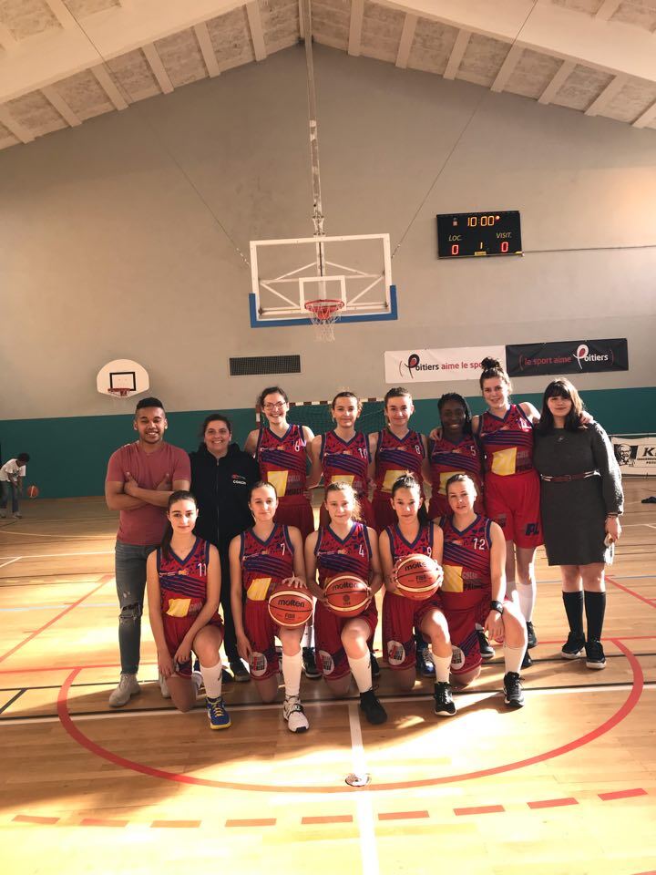 L'Asptt s'impose à domicile face à Gençay ! (Départ féminin U18F)