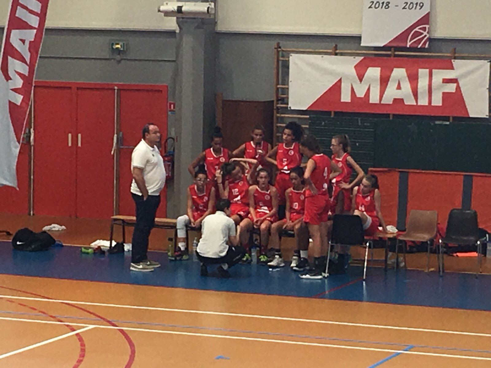 Match de gala : Les U15F (France) de Chauray s'imposent face à Tours !