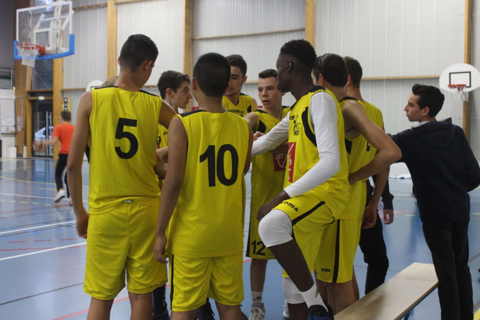 Montamisé s'impose à domicile ! (Départemental masculin U17 - Division 3)