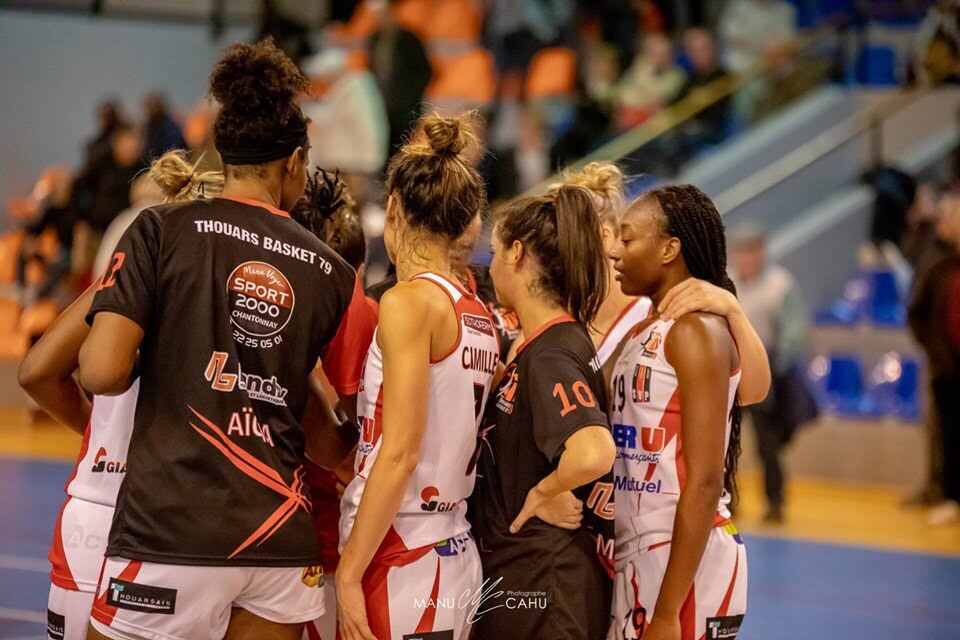 Le Thouars Basket 79 s'impose à domicile face à Saint-Savine ! (NF1 - 5ème journée)