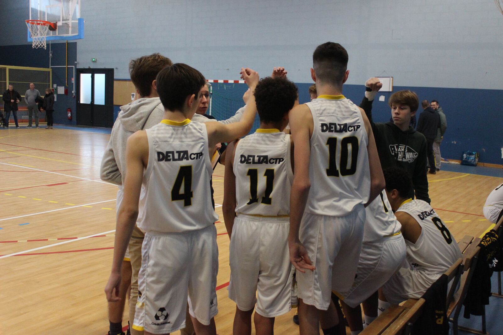 La Rochelle, solide leader, s'impose à Poitiers ! (Régional masculin U15)