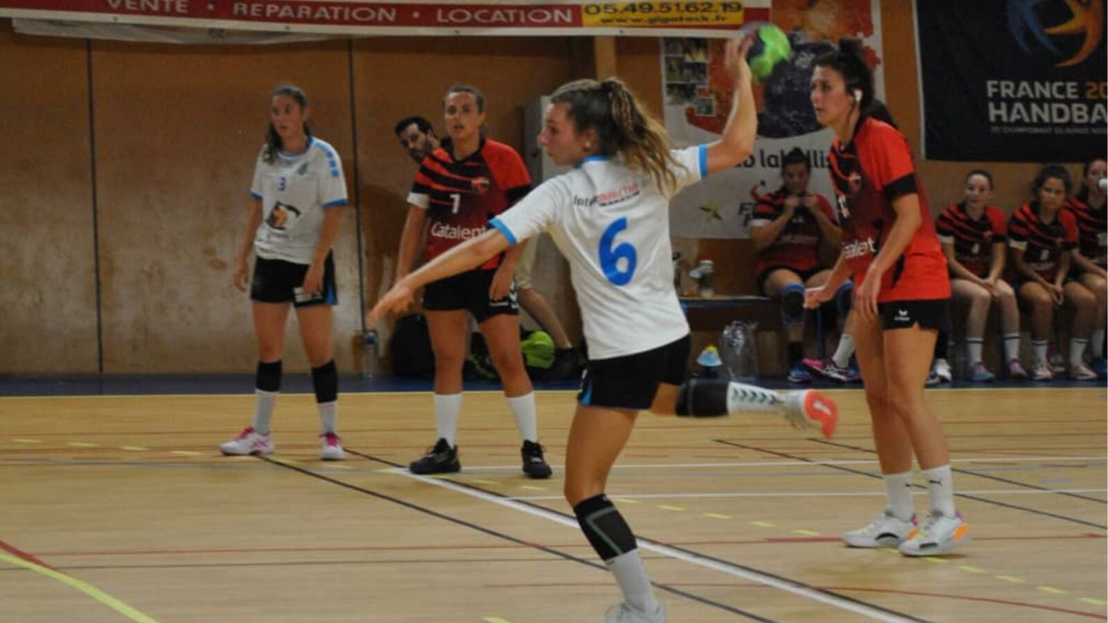 Léa Duprat : "Mon objectif dans le handball, jouer à un plus haut niveau..."