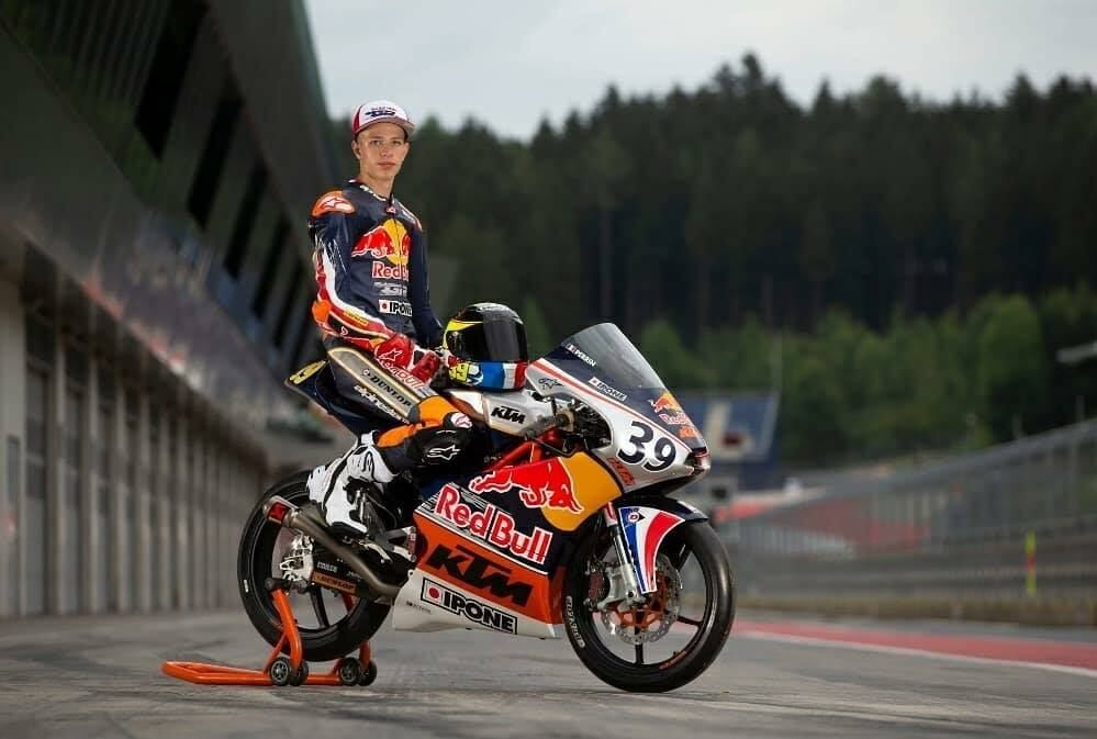 Bartholome  Perrin : "Mon objectif est d’intégrer une équipe en moto 3 mondial, ça serait un rêve pour moi !..."
