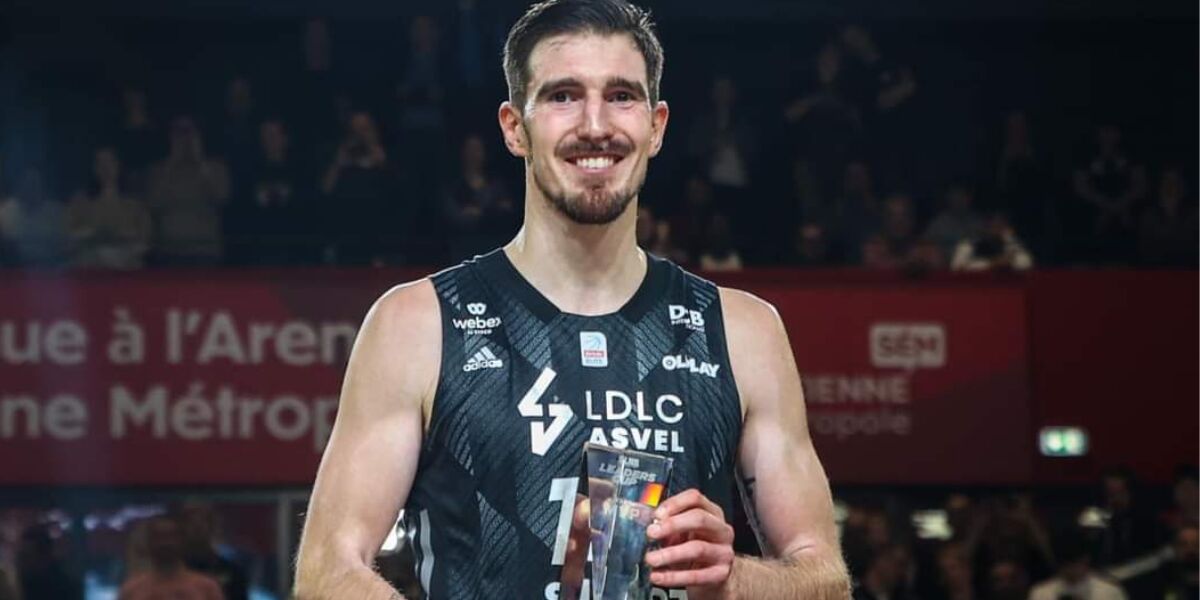 Nando De Colo : "Il n'y a jamais rien de facile dans la vie..."