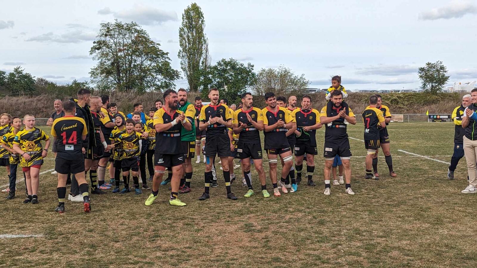 Rugby : En leader, L'ARCB (Athletic Rugby Club Baillargeois) s'offre Confolens à domicile, 52-11 !
