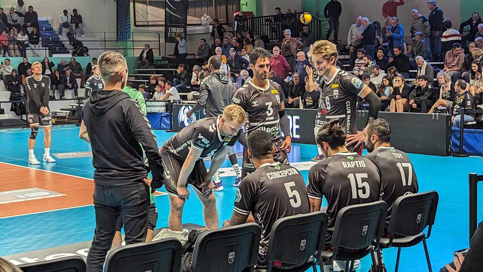 Volley : L’Alterna Stade Poitevin s'incline chez le leader !