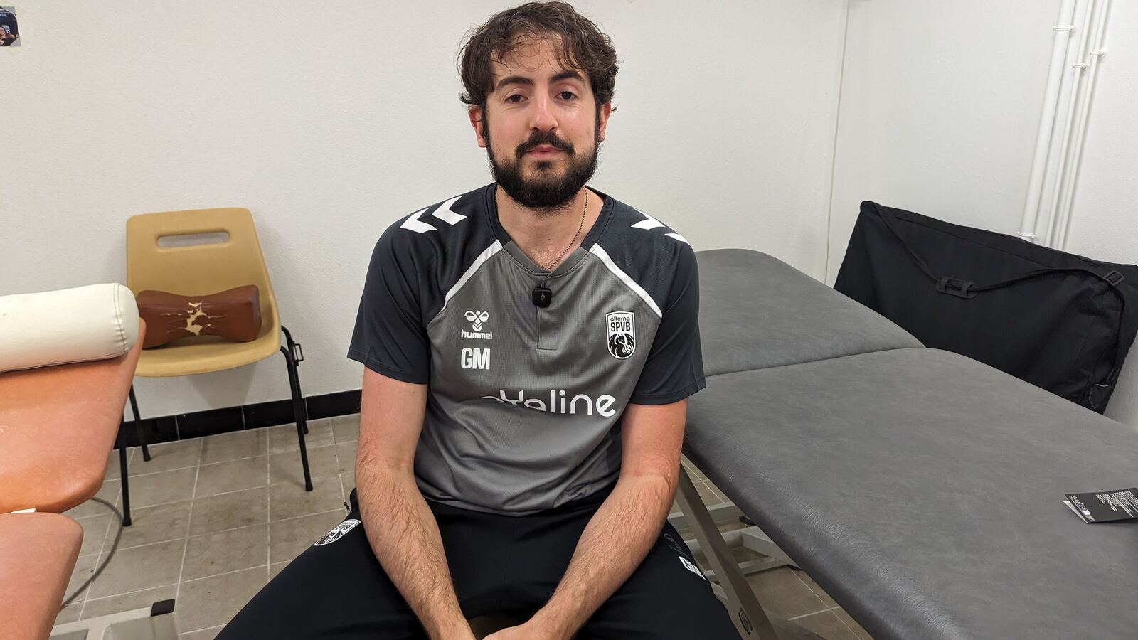 Gael Morgand : "Je suis le kiné de l'Alterna Stade Poitevin Volley depuis..."