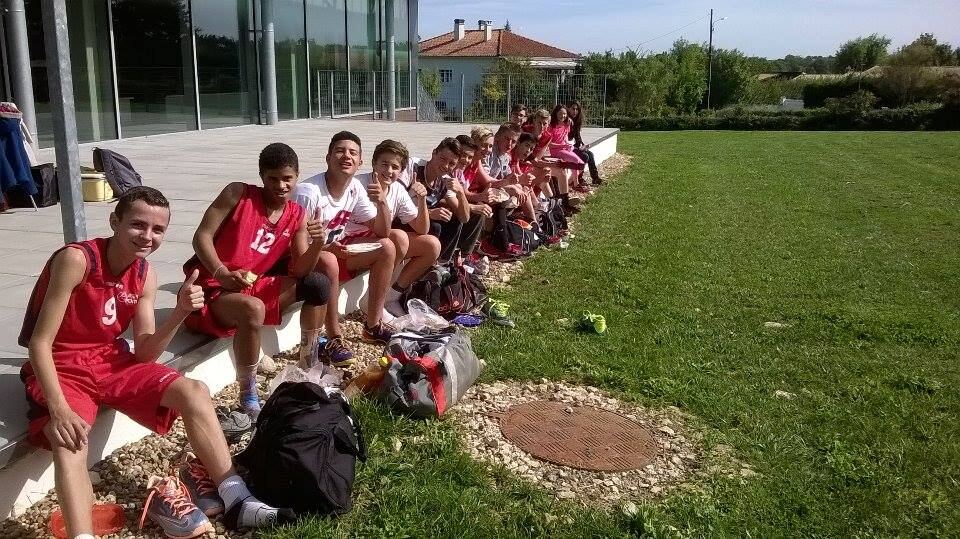 L'ASPTT U15M sans trop de difficulté.